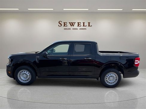 Used 2025 Ford Maverick XL image 2