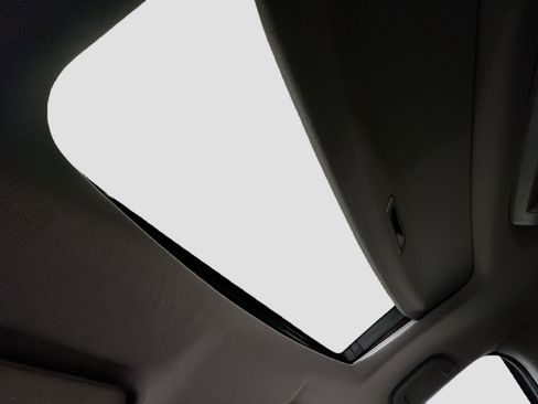 Used 2016 Honda Pilot Elite image 26