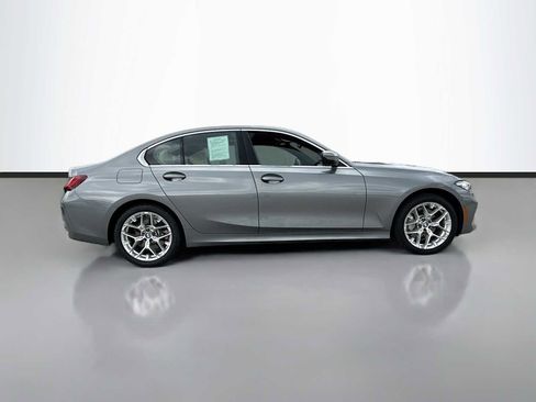 Certified 2025 BMW 330i xDrive Sedan w/ Premium Package AWD/4WD image 7