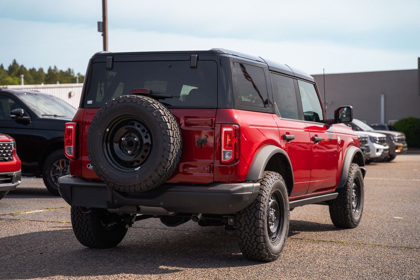 New 2026 Ford Bronco Big Bend w/ Black Diamond Package AWD/4WD image 6
