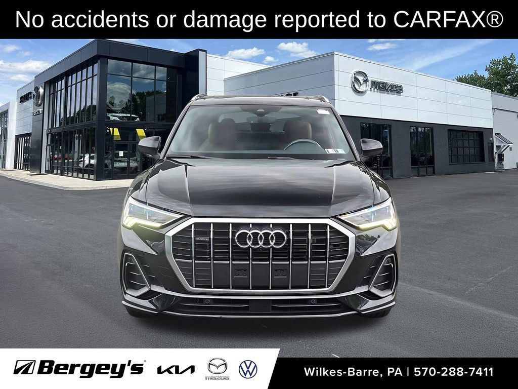Used 2024 Audi Q3 2.0T Premium Plus w/ Premium Plus Package AWD/4WD image 2