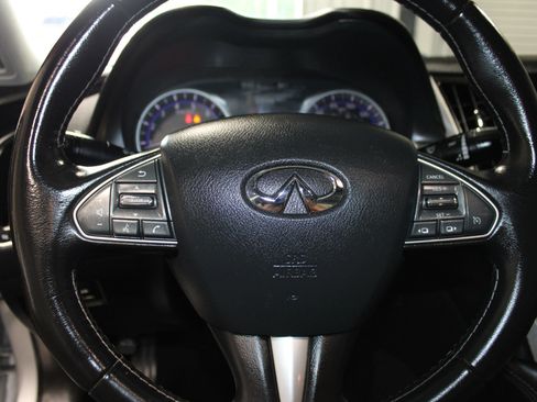 Used 2015 INFINITI Q50 Premium w/ Navigation Package RWD image 18