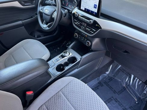 Certified 2022 Ford Escape SE FWD image 17