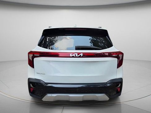 Used 2024 Kia Seltos S FWD image 6