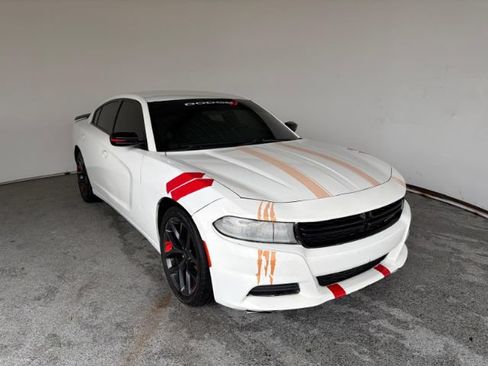 Used 2021 Dodge Charger SXT w/ Blacktop Package RWD image 2