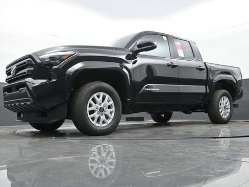 New 2026 Toyota Tacoma SR5 AWD/4WD image 26