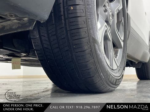 Used 2017 Honda CR-V EX image 10