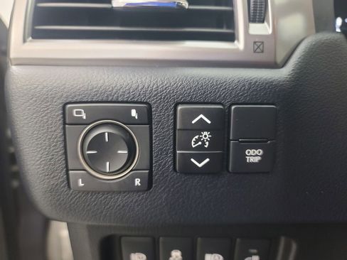 Used 2023 Lexus GX 460 Premium image 28
