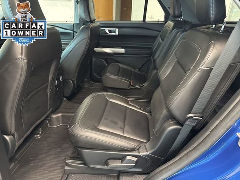 Used 2023 Ford Explorer XLT w/ Equipment Group 202A AWD/4WD image 8