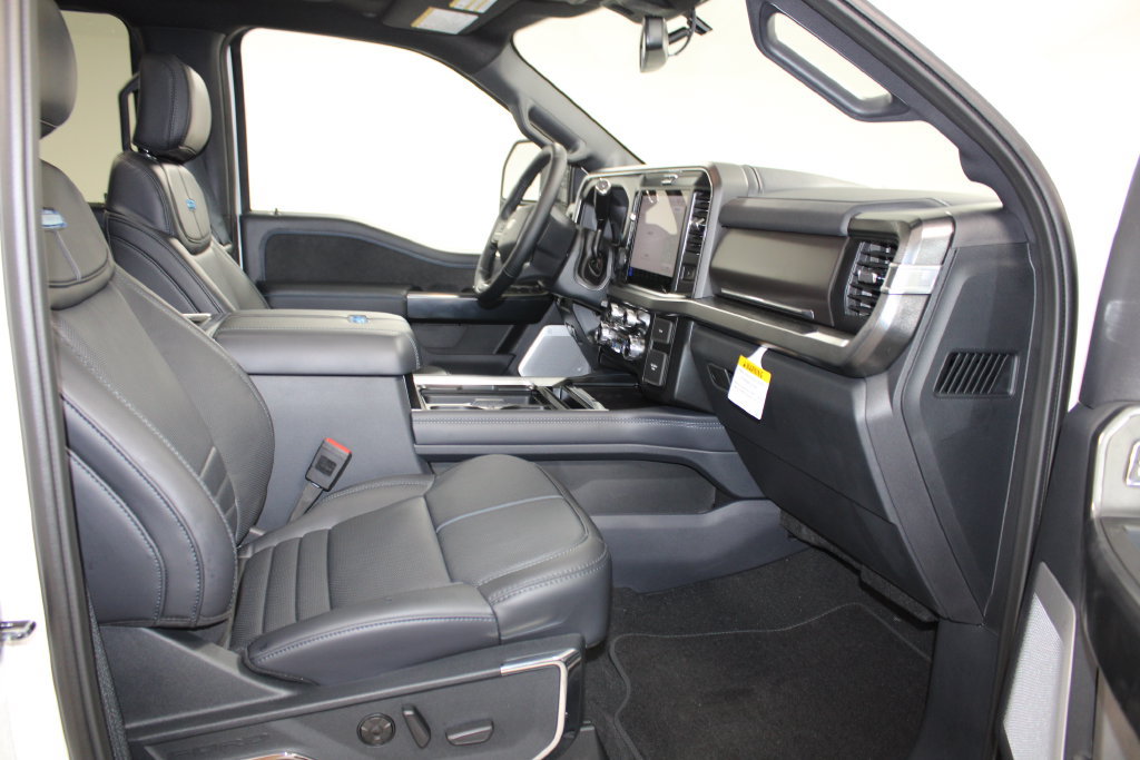 New 2026 Ford F250 Platinum AWD/4WD image 32