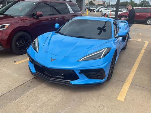 Used 2024 Chevrolet Corvette Stingray Premium Cpe w/ Z51 Performance Package image 2