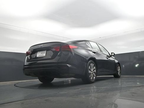 Used 2023 Nissan Altima 2.5 S FWD image 30
