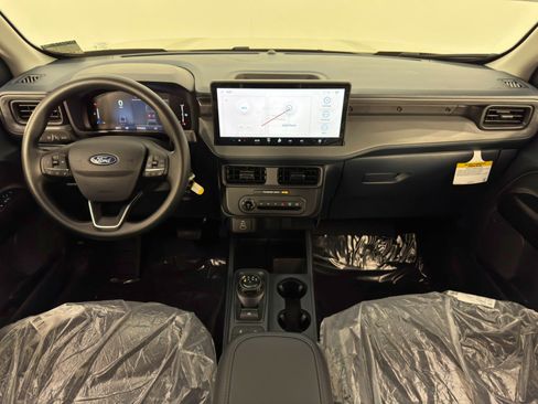 Used 2025 Ford Maverick XL w/ 4K Tow Package image 10