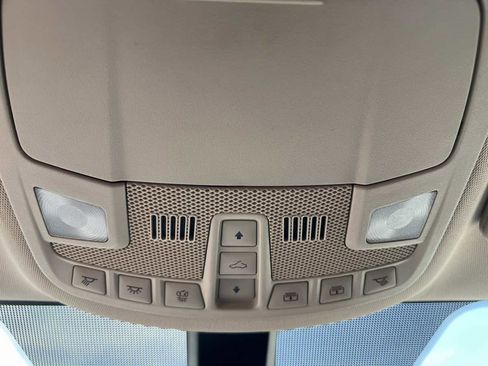 Used 2019 Lincoln MKC Reserve image 22