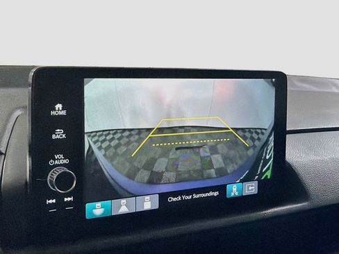 Used 2025 Nissan Sentra SV FWD image 23
