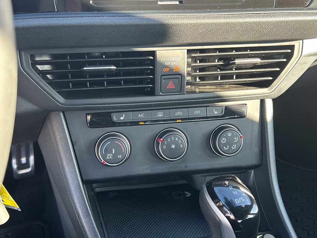 Certified 2024 Volkswagen Jetta Sport FWD image 29