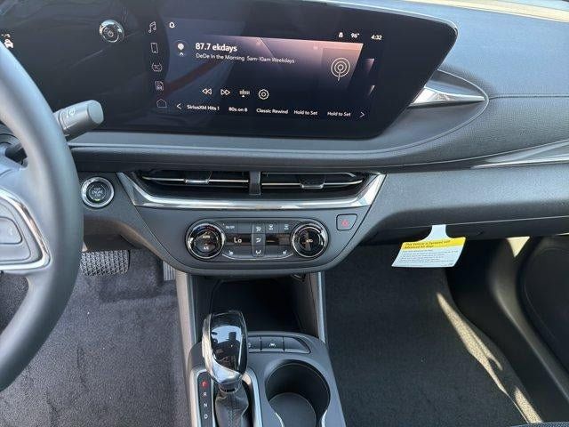 New 2026 Buick Envista Sport Touring w/ Convenience I Package FWD image 25