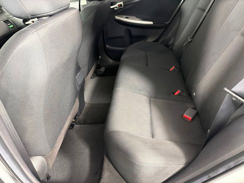 Used 2010 Toyota Corolla S image 16