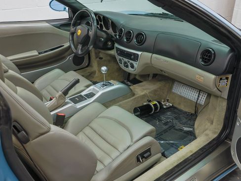 Used 2001 Ferrari 360 Spider image 92