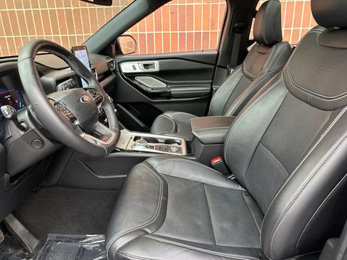 Used 2023 Ford Explorer ST w/ Equipment Group 401A image 26