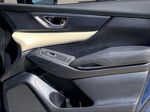 Used 2022 Subaru Ascent Limited image 23