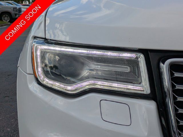 Certified 2018 Jeep Grand Cherokee Summit AWD/4WD image 8