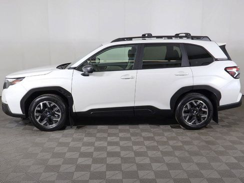 Used 2025 Subaru Forester Premium image 16