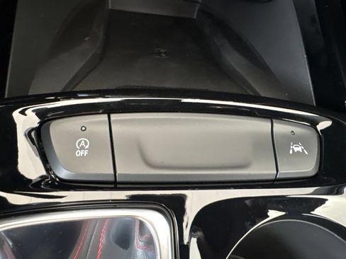 New 2026 Chevrolet Trax RS w/ Sunroof Package FWD image 26