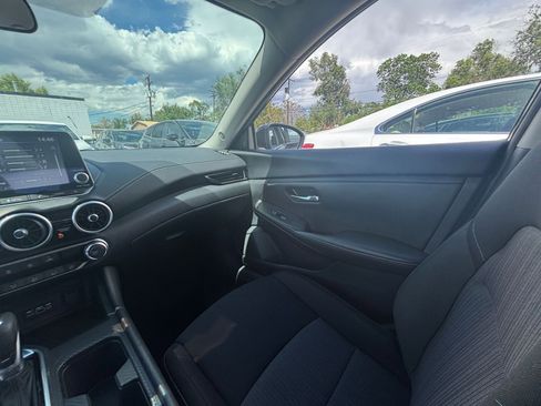 Used 2025 Nissan Sentra SV FWD image 32