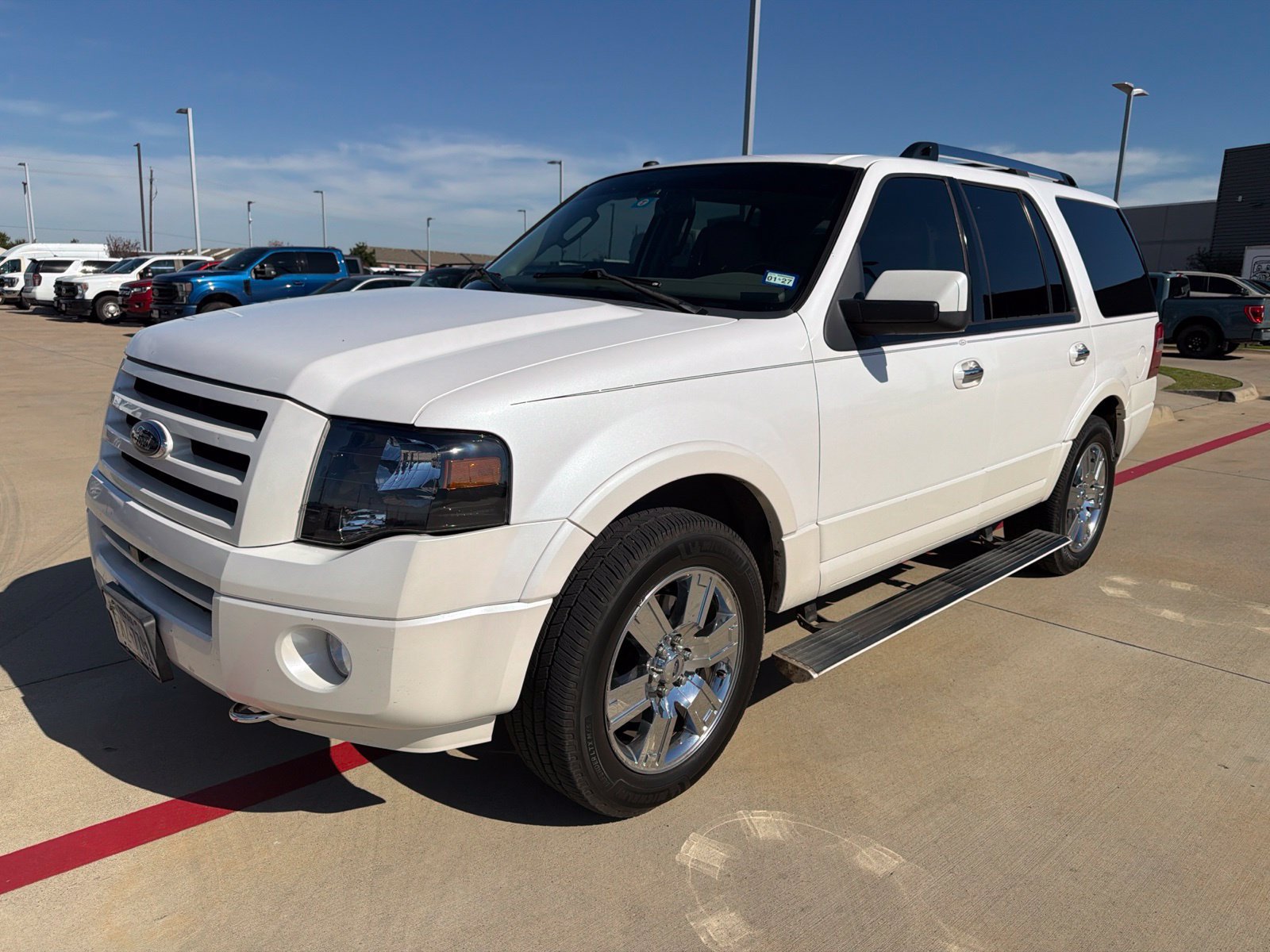 Used 2010 Ford Expedition Limited RWD image 3