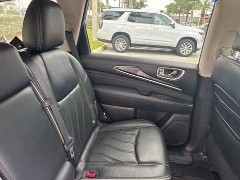 Used 2016 INFINITI QX60 Base image 6