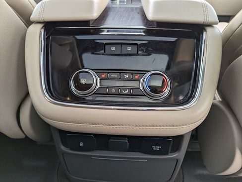 Used 2020 Lincoln Navigator L Reserve w/ Equipment Group 201A Reserve AWD/4WD image 43