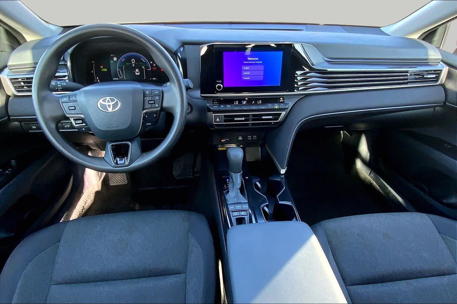 Used 2025 Toyota Camry LE FWD image 16