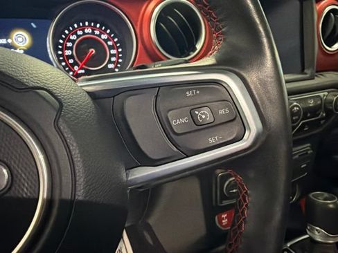Used 2021 Jeep Wrangler Unlimited Rubicon AWD/4WD image 35