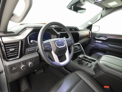 Used 2024 GMC Sierra 1500 Denali w/ Denali Reserve Package image 10