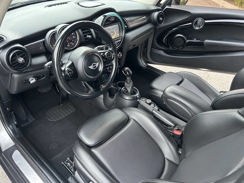 Used 2017 MINI Cooper S image 5