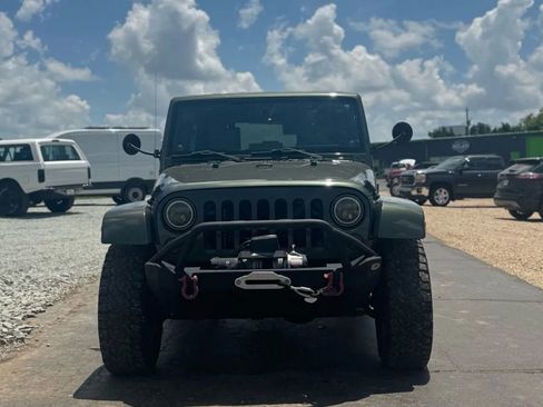 Used 2008 Jeep Wrangler Unlimited Sahara image 2