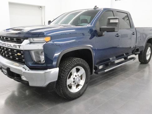 Used 2022 Chevrolet Silverado 2500 LT w/ Convenience Package AWD/4WD image 7