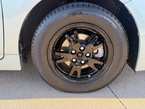 Used 2012 Toyota Prius Three w/ Appearance Pkg FWD image 42