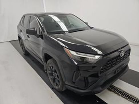 Used 2024 Toyota RAV4 LE FWD image 3