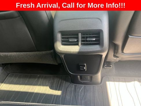 Used 2018 GMC Terrain Denali w/ Driver Alert Package II AWD/4WD image 15