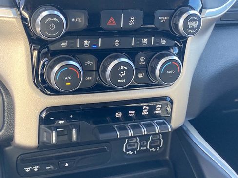 Used 2019 RAM 2500 Laramie image 24