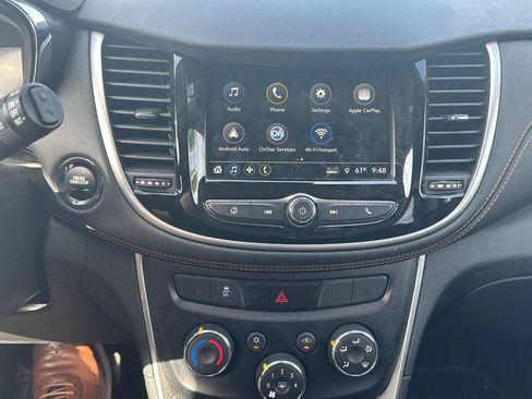 Used 2019 Chevrolet Trax LT w/ Redline Edition AWD/4WD image 13