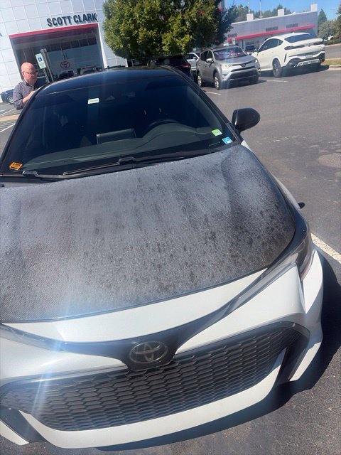 Used 2021 Toyota Corolla SE w/ SE Preferred Package FWD image 8