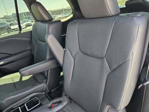 Used 2025 Lexus TX 500h AWD w/ Technology Package image 10