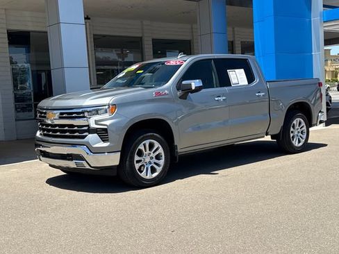 Used 2024 Chevrolet Silverado 1500 LTZ w/ LTZ Premium Package AWD/4WD image 7