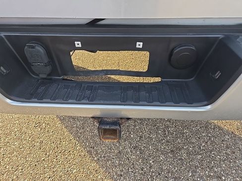 Used 2017 Chevrolet Silverado 1500 Custom w/ Custom Convenience Package image 27