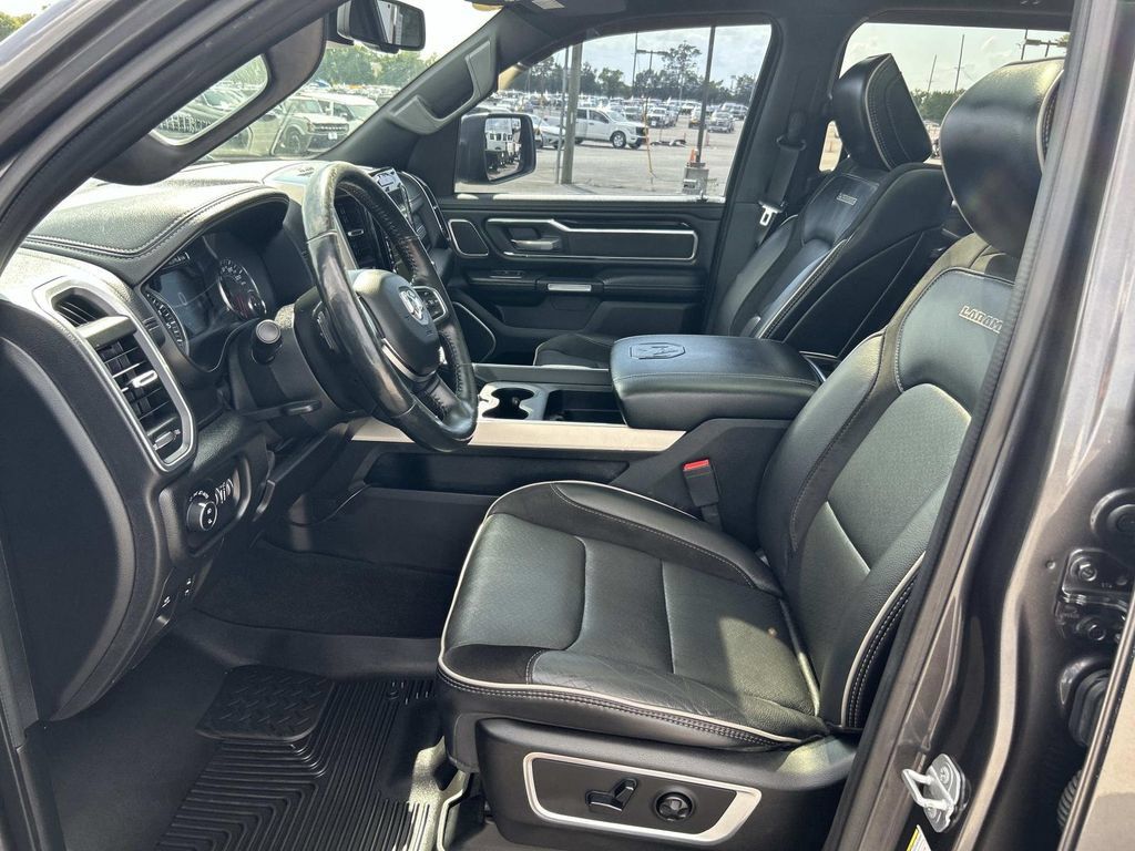 Used 2019 RAM 1500 Laramie AWD/4WD image 32
