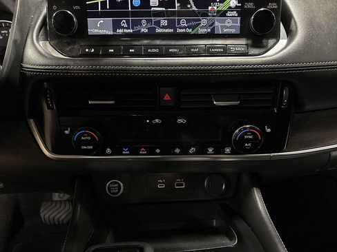 Used 2021 Nissan Rogue SL w/ Premium Package AWD/4WD image 24
