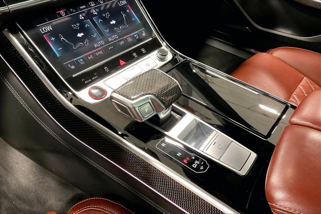 Used 2025 Audi S8 w/ Executive Package AWD/4WD image 19